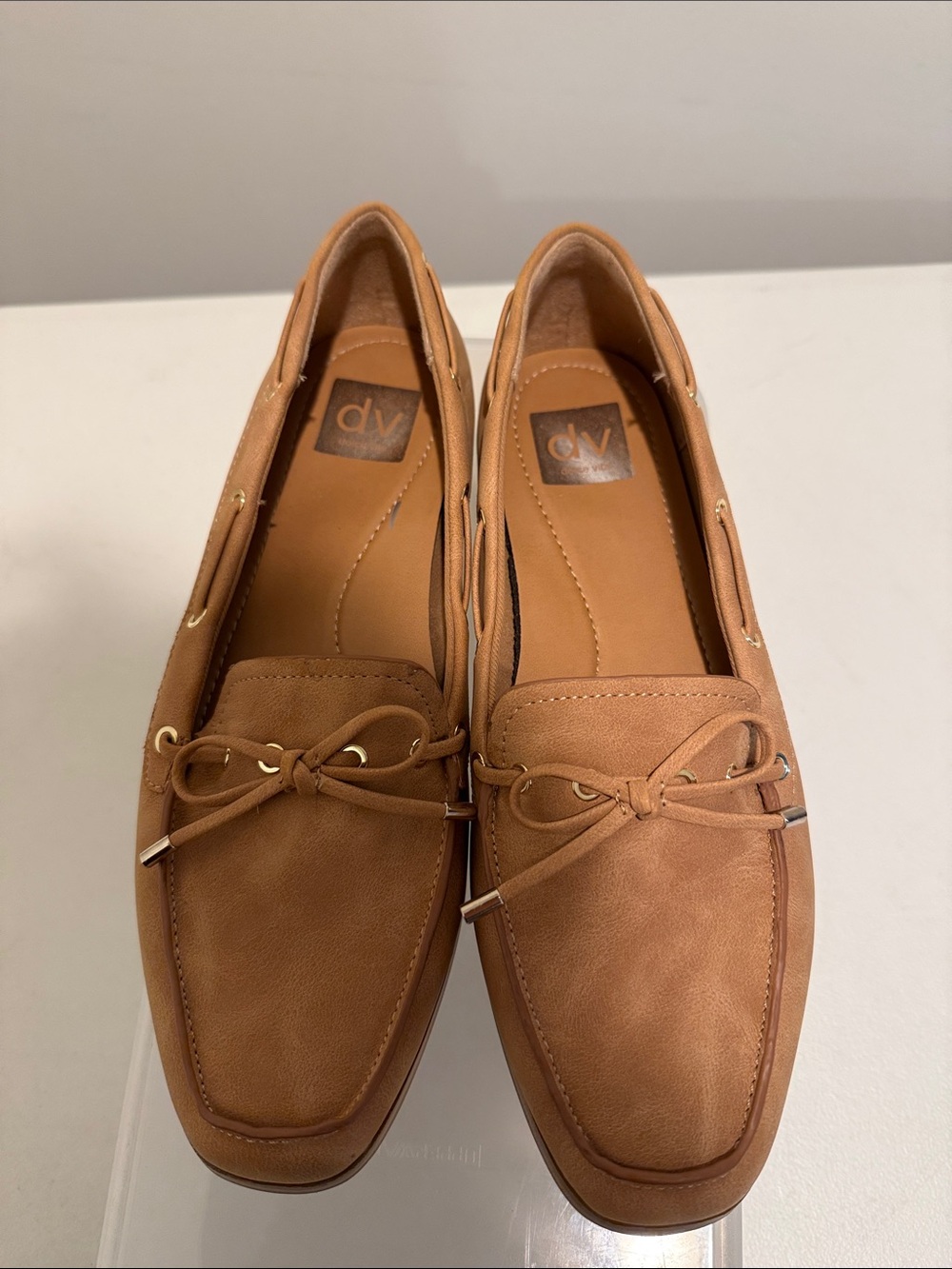 NWOT DV Dolce Vita Tan Slip On Classic Autumn Loafers Bow Top Faux Suede 9 - Picture 10 of 10